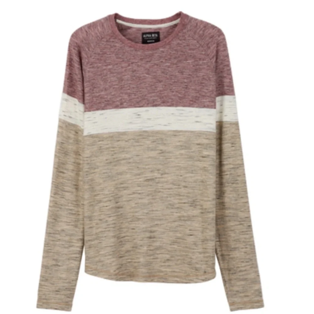 🆕 Alpha Beta Color Blocked Raglan Top